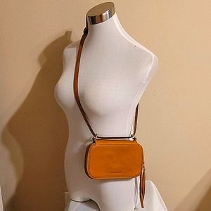 NWT - LUCKY BRAND KAIE LEATHER WALLET